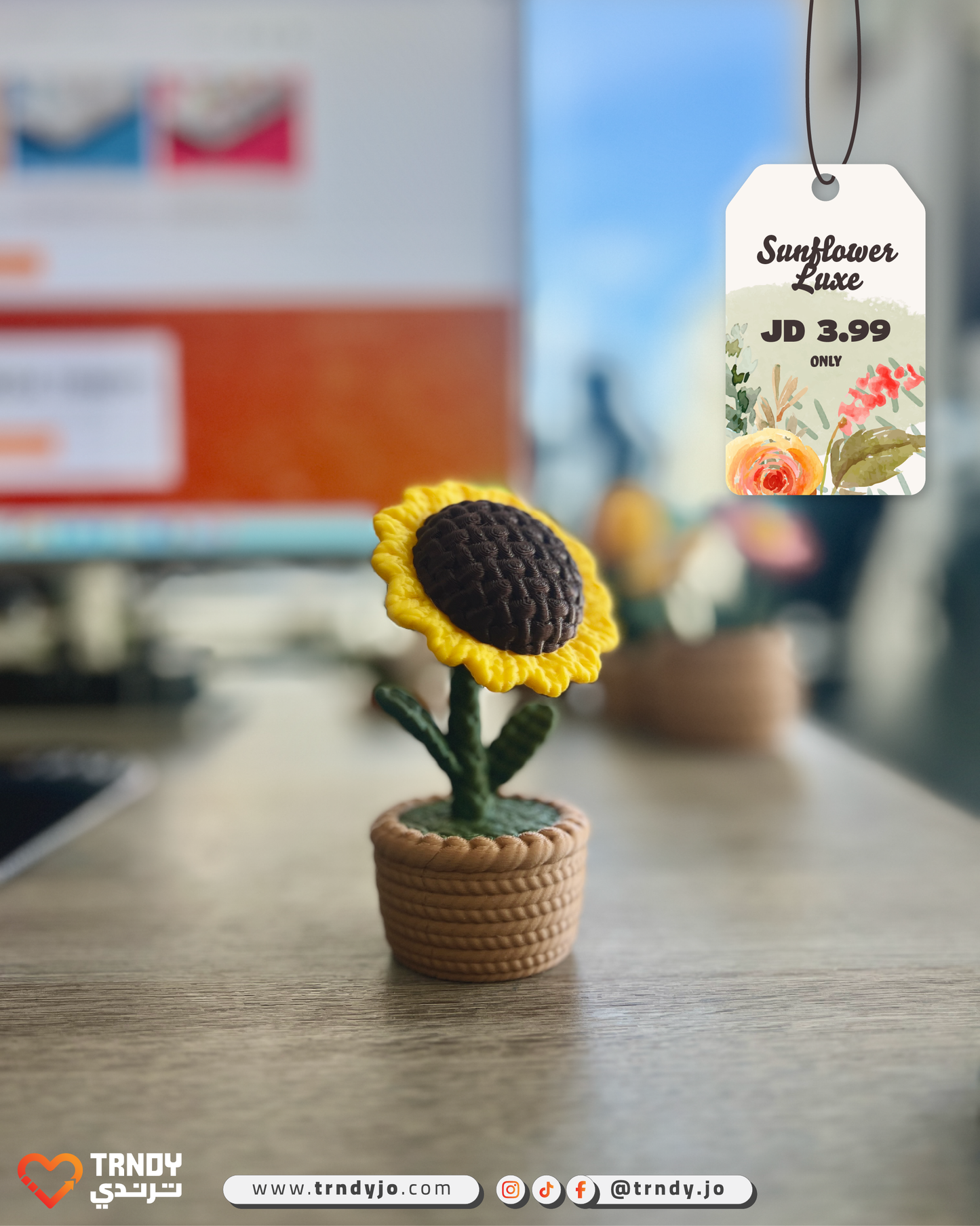 PlantMe Flora - Knitted Flowers Mini Desk Pots