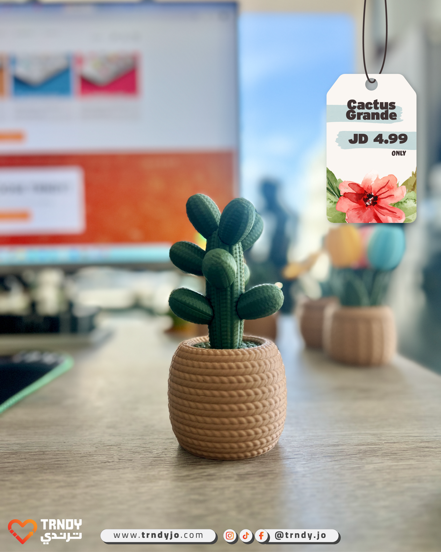 PlantMe Flora - Knitted Flowers Mini Desk Pots