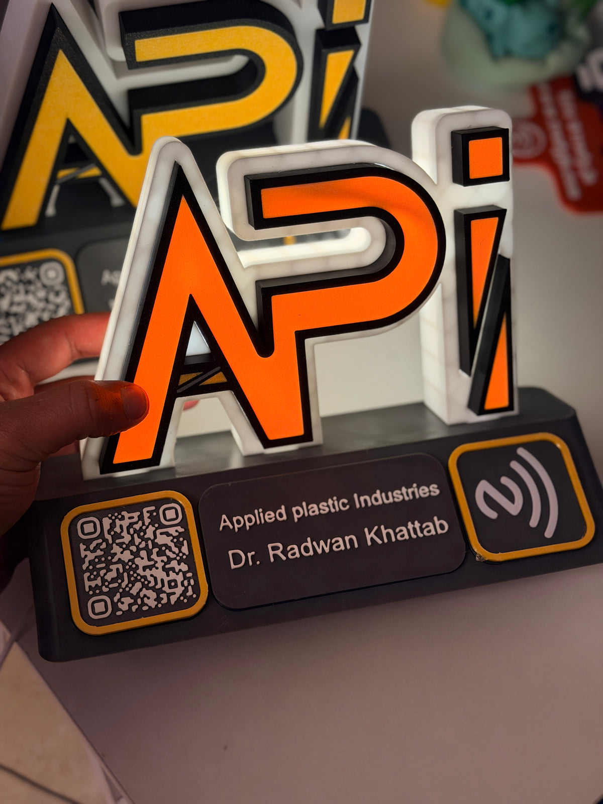 3D Logo Smart Stand - NFC & QR code