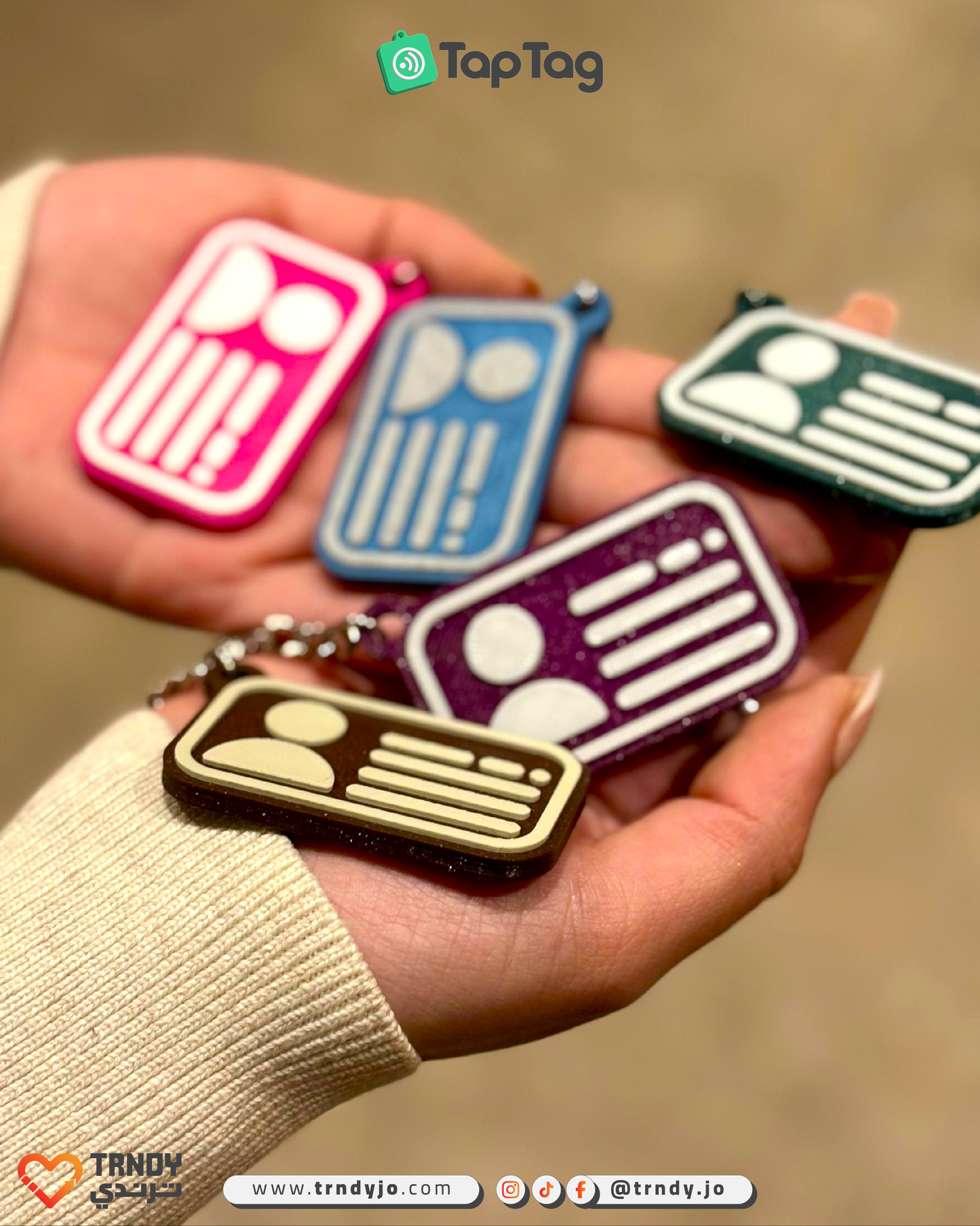 TapTag - Business card NFC Keychain